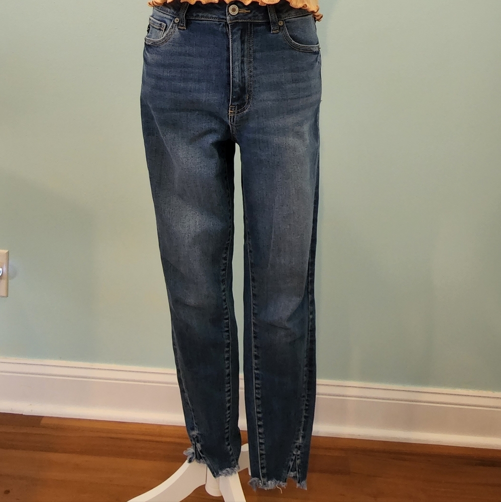 KanCan jeans with distressed hem